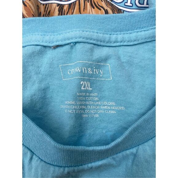 Crown & Ivy Men’s Dog Graphic Short Sleeve Tee Shirt - Picture 5 of 5